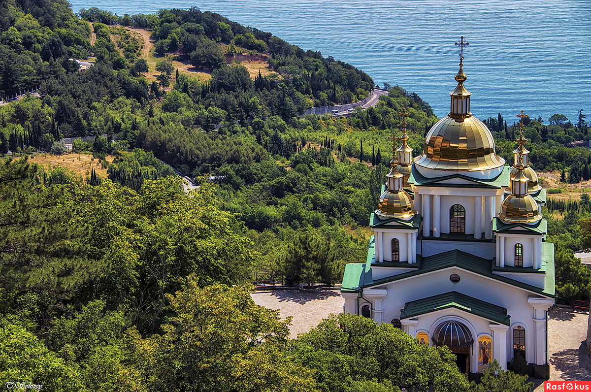 Храм в ореанде