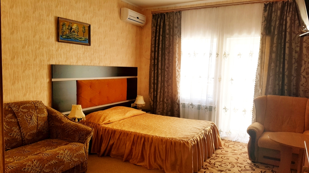 Отель Энигма. недорогое жилье в Николаевке